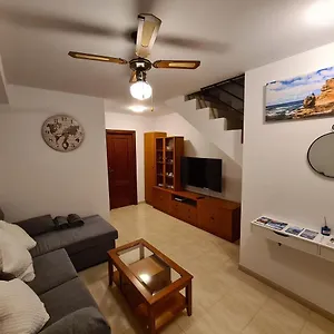 duplex-arrecife-parking.puertodelcarmen-hotels.org/